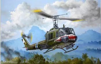 Trumpeter 05112 UH-1B Huey Gunship