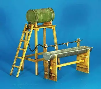 Plus Model 88 - Feld Waschstelle in 1:35