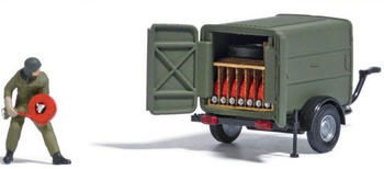 Busch Action Set: NVA Schlauchtransportanhänger STA H0 (7963)