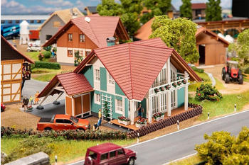 Faller Wohnhaus mit Carport 1:87 H0 Bausatz (191815)