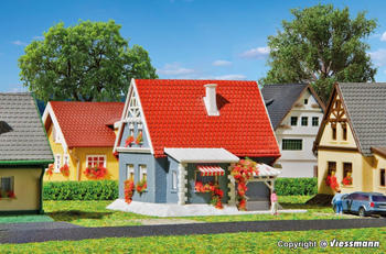 Vollmer Wohnhaus Adlerstra&szlig;e 4 1:220 Z Bausatz (49572)