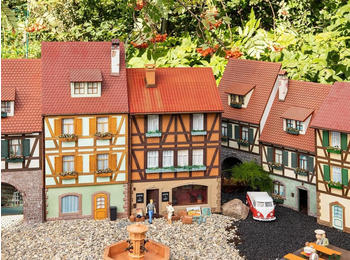 POLA G 331769 - Fachwerkhaus mit Schaufenster Reliefmodell