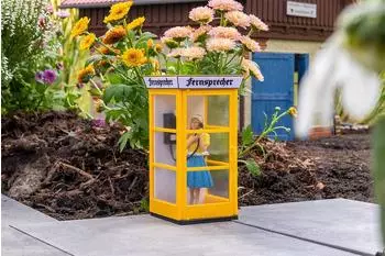 POLA Telefonzelle mit Figur Spur G 1:22,5 (333231)