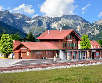 Kibri Z Bahnhof Ch&acirc;teau d&acute;Oex (36703)