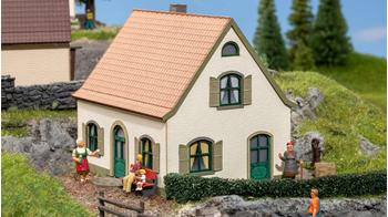 Noch 66608 H0 Kleines Einfamilienhaus
