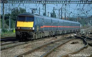 Hornby GNER Mk4 Ristorante First, Wagen H, 10324, Epoche 9 (R40146)