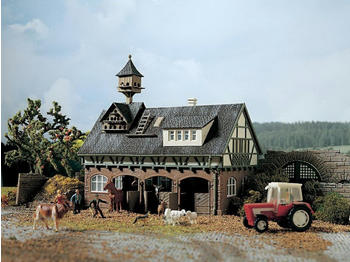 Vollmer Stall mit Taubenschlag und Pferdeboxen mit abnehmbarem Dach (43726)