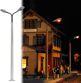 Busch Modellbahnzubehör - Betonmast mit 2 Lampen (4138)