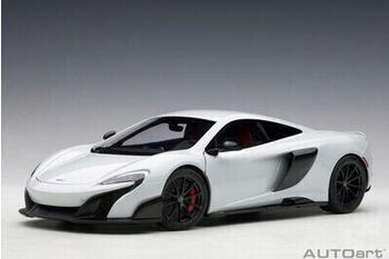 Autoart (76046) 1:18 McLaren 675LT (cilica white) 2016