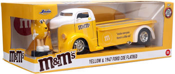 Jada Hollywood Rides M&Ms Yellow 1947 Ford COE Flatbed mit Figur 1:24 (253255066)