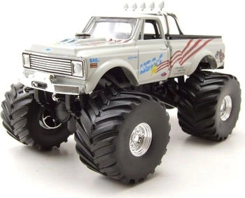 Greenlight Chevrolet K-10 USA-1 Monster Truck 1970 weiß