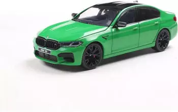 Solido BMW F90 M5 Competition Performance-Limousine mit schwarzem Dach sportlichen Details Diecast Modellauto Gr&uuml;n 1:43