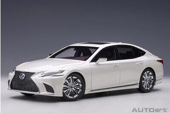 Autoart Lexus LS 500h 2018 (sonic white metallic/crimson & black interior) (78866)