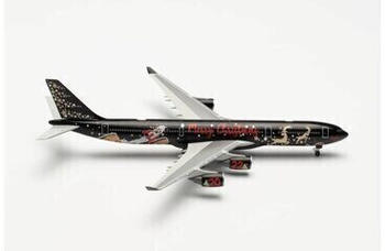 Herpa Christmas 2022 Airbus A340-500 1:500
