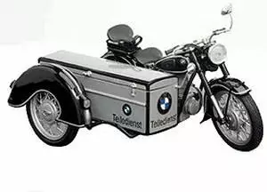 Schuco BMW R25/3 "Teiledienst" mit Seitenwagen (06552)