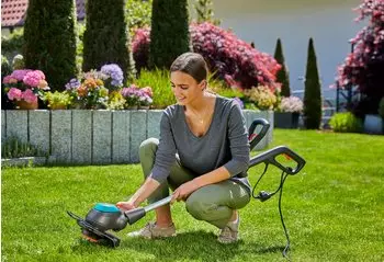 Gardena Turbotrimmer EasyCut 450/25 (9870-20) – Gardena Turbotrimmer EasyCut 450/25 (9870-20): Leistungsstarker Rasentrimmer