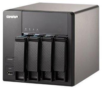 QNAP TS-420 - 4x2TB