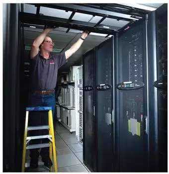 APC On-Site Warranty Extension, Arbeitszeit und Ersatzteile, 1 Jahr (WOE1YR-PD-20)