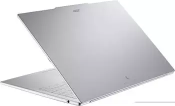 Acer Swift Air 16 OLED SFA16-61M-R6R8 – Beeindruckendes OLED-Display für professionelle Ansprüche