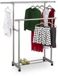 Relaxdays Kleiderst&auml;nder mit 2 Kleiderstangen, Garderobe auf Rollen,...