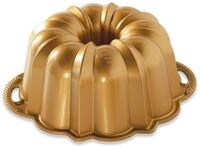 Nordic Ware Gugelhupf Anniversary, gold, 12 Tassen, zwei Griffe, Aluminium,...