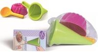 Simba Kleines Backset &ndash; 3 teiliges Sandspielzeug Set mit Trichter,...
