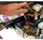 Kontakt Chemie Universalreiniger zum Reinigen der N&auml;hmaschine