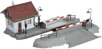 FALLER Bahn&uuml;bergang mit Schrankenw&auml;rterhaus I Modellbausatz mit 121...
