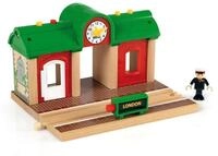 BRIO World 33578 Sprechender Bahnhof Eisenbahn Zubeh&ouml;r mit Aufnahmefunktion -