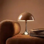 Louis Poulsen Panthella 250 Outdoor Portable Leuchte Original Opal