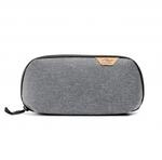 Tech Pouch Small - Charcoal (Dunkelgrau) von Peak Design