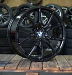 V1 Wheels V1 Schwarz Gl&auml;nzend Lackiert Alufelge 18 Zoll ET35 5x120 ML72,6