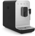 Smeg BCC02BLMEU 50s Style Kaffeevollautomat, schwarz-matt