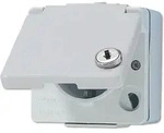 Jung 620WSL Schutzkontakt-Steckdose, Klappdeckel, mit Sicherheitsschloss, IP 44, WG