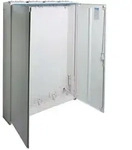 Hager ZB54S, univers Z Leerschrank m. T&uuml;r IP44, H=1400mm, 4 Felder