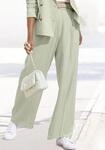 LASCANA Palazzohose "mit weitem Bein aus weicher und leichter Webware"...