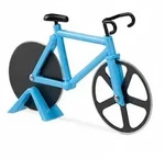 Relaxdays Fahrrad Pizzaschneider, lustiger Pizzaroller mit Schneider&auml;dern aus