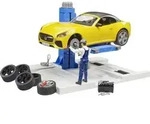 bworld PKW Service Center, Roadster