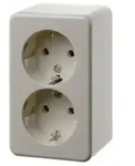 Berker Doppelsteckdose ws/gl 472140