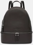 Ger&auml;umiger Rucksack aus Rindsleder