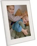 Aura Frames Walden Wei&szlig;