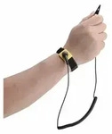 - anti-static wrist band - with 1.5 m detachable grounding cable - TAA Compliant