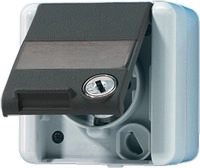 JUNG Schuko-Steckd.m.Schloss 820NAWSL WG800 IP44 2 Schl&uuml;ssel / Schriftfe. 820NAWSL