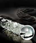 Pipedream 603912314656, Pipedream Icicles No. 38: Lederpeitsche mit Glasdildogriff,