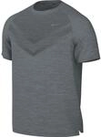 Nike Herren Stride T-Shirt