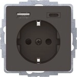 Berker Steckdose SCHUKO/USB 48046086