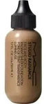 MAC Studio Radiance Face and Body Radiant Sheer Foundation - natur