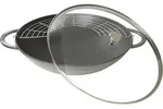 Staub Wok 37 cm graphitfarbig mit Deckel