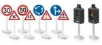 Ampeln mit Verkehrsschildern