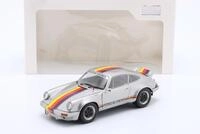 Porsche 911 RSR Kremer Design 1973 silber metallic mit Dekor 1:18 Solido